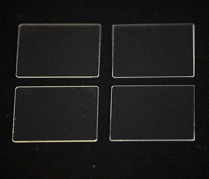 Tấm kính thạch anh có độ truyền sáng cao, kích thước tùy chỉnh, chịu nhiệt độ cao, trong suốt 1